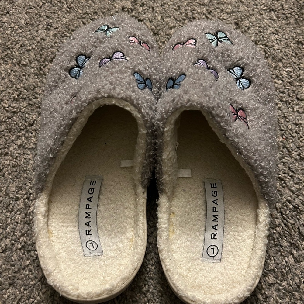 Rampage Fuzzy Gray Slippers with Butterfly Design
